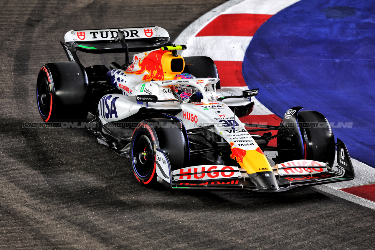 GP SINGAPORE, Liam Lawson (NZL) Racing Bulls VCARB 02.

04.10.2025. Formula 1 World Championship, Rd 18, Singapore Grand Prix, Marina Bay Street Circuit, Singapore, Qualifiche Day.

 - www.xpbimages.com, EMail: requests@xpbimages.com © Copyright: Rew / XPB Images