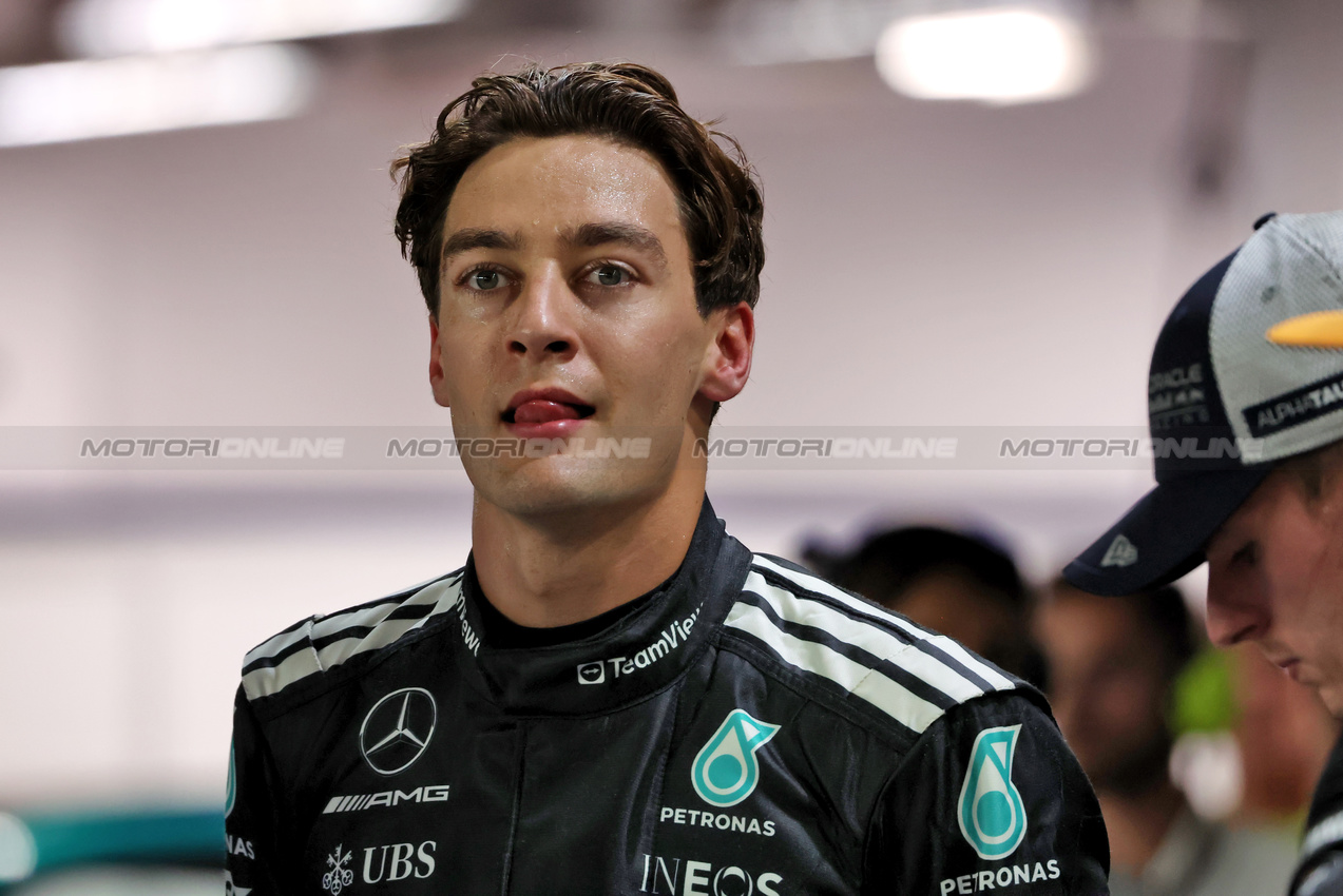 GP SINGAPORE, George Russell (GBR) Mercedes AMG F1 in qualifying parc ferme.

04.10.2025. Formula 1 World Championship, Rd 18, Singapore Grand Prix, Marina Bay Street Circuit, Singapore, Qualifiche Day.

 - www.xpbimages.com, EMail: requests@xpbimages.com © Copyright: Rew / XPB Images