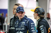 GP SINGAPORE, Max Verstappen (NLD) Red Bull Racing with Oscar Piastri (AUS) McLaren in qualifying parc ferme.

04.10.2025. Formula 1 World Championship, Rd 18, Singapore Grand Prix, Marina Bay Street Circuit, Singapore, Qualifiche Day.

- www.xpbimages.com, EMail: requests@xpbimages.com © Copyright: Charniaux / XPB Images