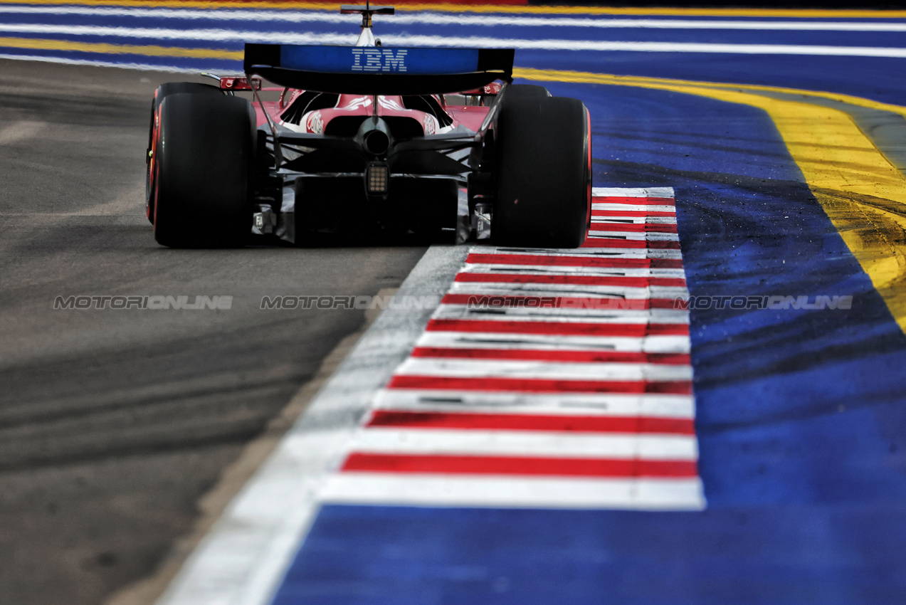 GP SINGAPORE, Charles Leclerc (MON) Ferrari SF-25.

03.10.2025. Formula 1 World Championship, Rd 18, Singapore Grand Prix, Marina Bay Street Circuit, Singapore, Practice Day.

- www.xpbimages.com, EMail: requests@xpbimages.com © Copyright: Moy / XPB Images