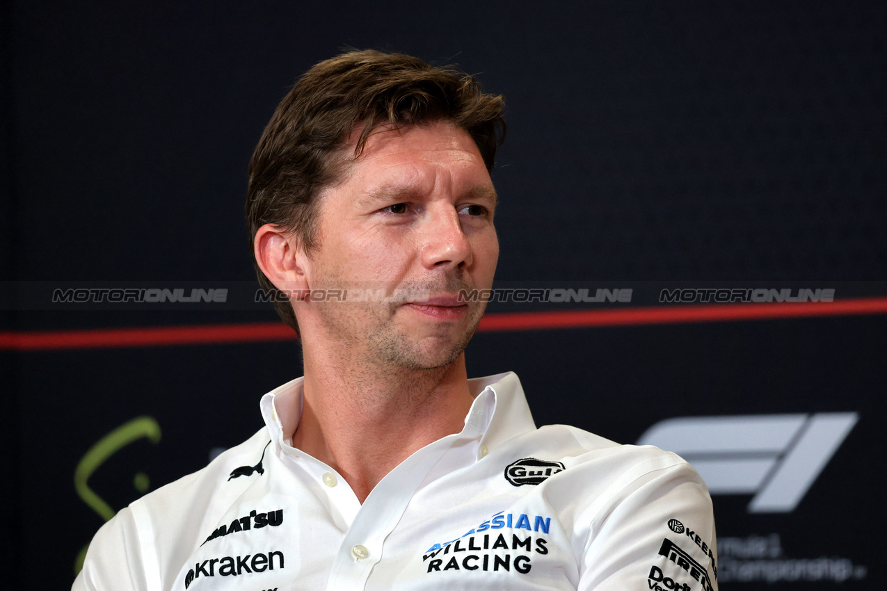 GP SINGAPORE, James Vowles (GBR) Atlassian Williams Racing Team Principal in the FIA Press Conference.

03.10.2025. Formula 1 World Championship, Rd 18, Singapore Grand Prix, Marina Bay Street Circuit, Singapore, Practice Day.

- www.xpbimages.com, EMail: requests@xpbimages.com © Copyright: Charniaux / XPB Images