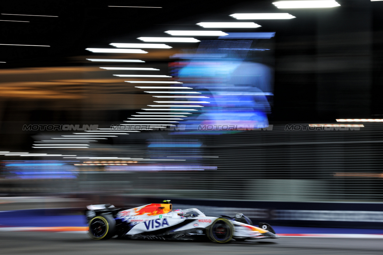 GP SINGAPORE, Liam Lawson (NZL) Racing Bulls VCARB 02.

03.10.2025. Formula 1 World Championship, Rd 18, Singapore Grand Prix, Marina Bay Street Circuit, Singapore, Practice Day.

- www.xpbimages.com, EMail: requests@xpbimages.com © Copyright: Moy / XPB Images