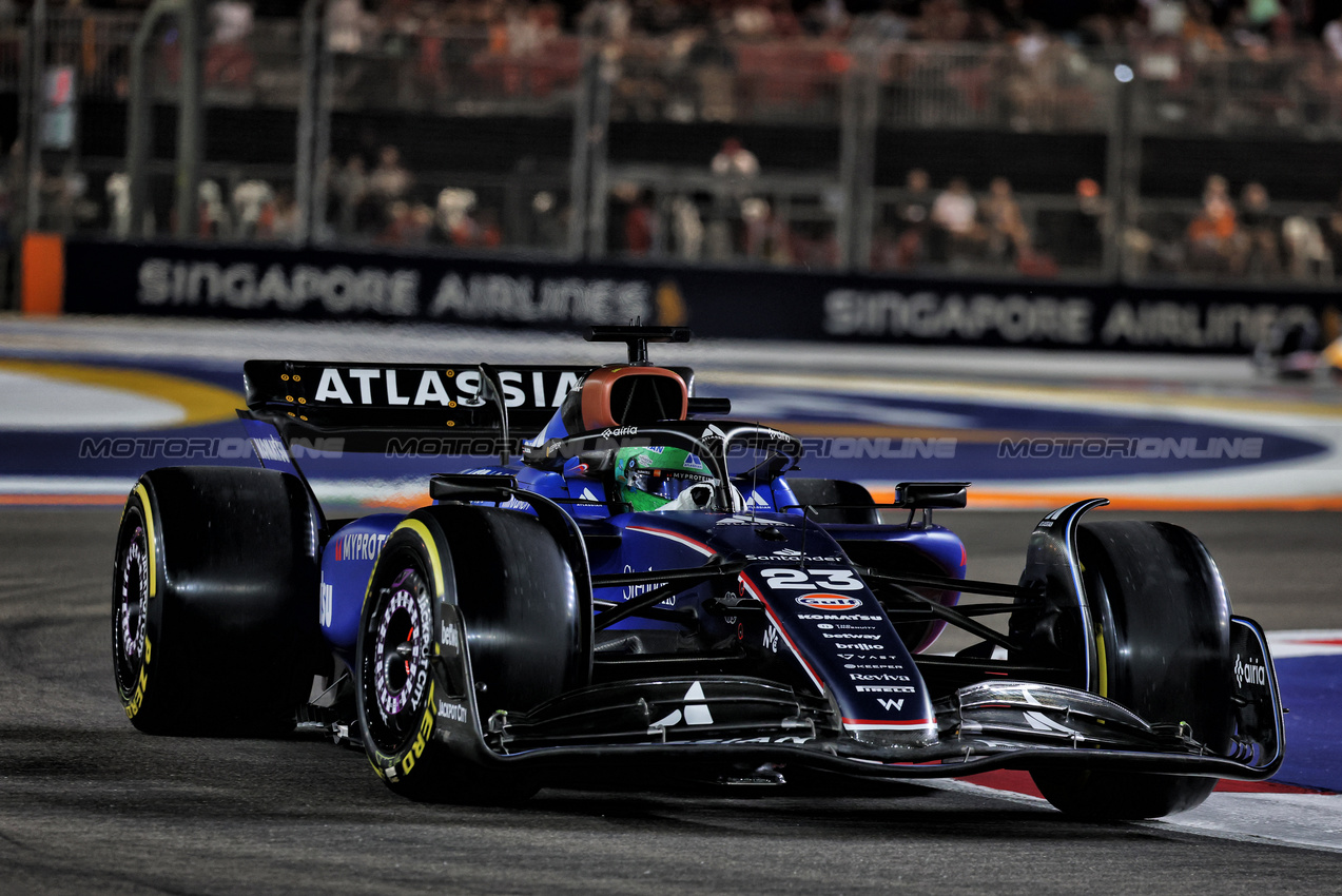 GP SINGAPORE, Alexander Albon (THA) Atlassian Williams Racing FW47.

03.10.2025. Formula 1 World Championship, Rd 18, Singapore Grand Prix, Marina Bay Street Circuit, Singapore, Practice Day.

- www.xpbimages.com, EMail: requests@xpbimages.com © Copyright: Moy / XPB Images