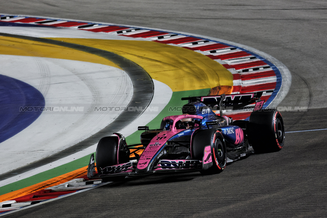 GP SINGAPORE, Pierre Gasly (FRA) Alpine F1 Team A525.

03.10.2025. Formula 1 World Championship, Rd 18, Singapore Grand Prix, Marina Bay Street Circuit, Singapore, Practice Day.

- www.xpbimages.com, EMail: requests@xpbimages.com © Copyright: Moy / XPB Images