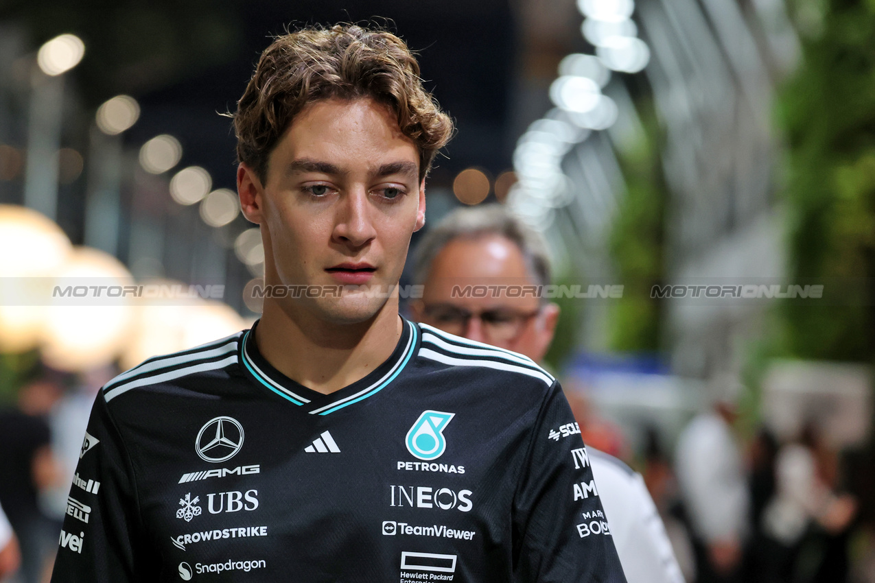 GP SINGAPORE, George Russell (GBR) Mercedes AMG F1.

03.10.2025. Formula 1 World Championship, Rd 18, Singapore Grand Prix, Marina Bay Street Circuit, Singapore, Practice Day.

- www.xpbimages.com, EMail: requests@xpbimages.com © Copyright: Moy / XPB Images