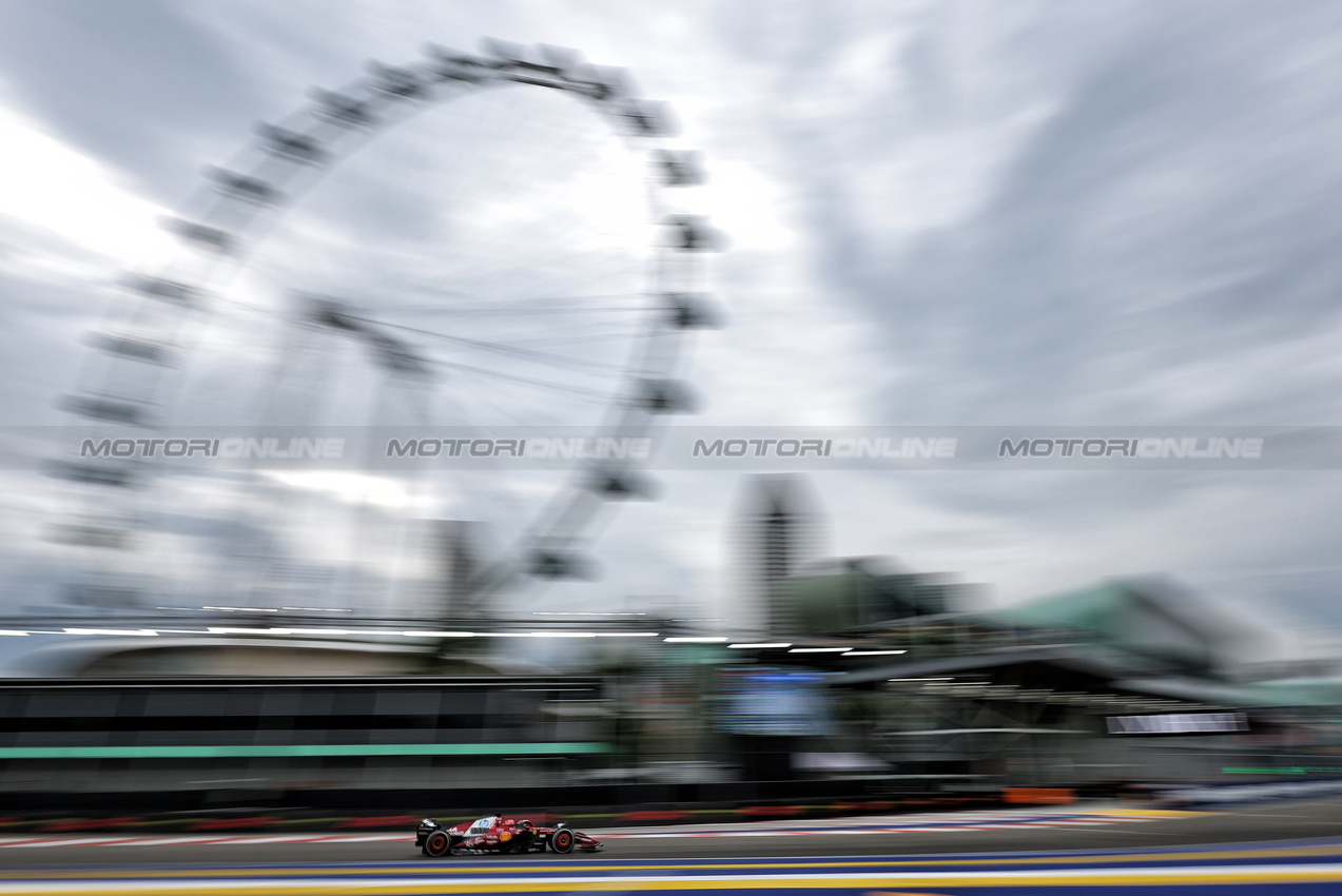 GP SINGAPORE, Charles Leclerc (MON) Ferrari SF-25.

03.10.2025. Formula 1 World Championship, Rd 18, Singapore Grand Prix, Marina Bay Street Circuit, Singapore, Practice Day.

- www.xpbimages.com, EMail: requests@xpbimages.com © Copyright: Moy / XPB Images