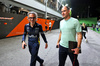 GP SINGAPORE, (L to R): Laurent Mekies (FRA) Red Bull Racing Team Principal e CEO with Oliver Mintzlaff (GER) Red Bull Managing Director.

03.10.2025. Formula 1 World Championship, Rd 18, Singapore Grand Prix, Marina Bay Street Circuit, Singapore, Practice Day.

- www.xpbimages.com, EMail: requests@xpbimages.com © Copyright: Moy / XPB Images