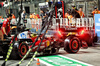 GP SINGAPORE, Lando Norris (GBR) McLaren MCL39 in the pits after colliding with Charles Leclerc (MON) Ferrari SF-25 in the second practice session.

03.10.2025. Formula 1 World Championship, Rd 18, Singapore Grand Prix, Marina Bay Street Circuit, Singapore, Practice Day.

- www.xpbimages.com, EMail: requests@xpbimages.com © Copyright: Batchelor / XPB Images