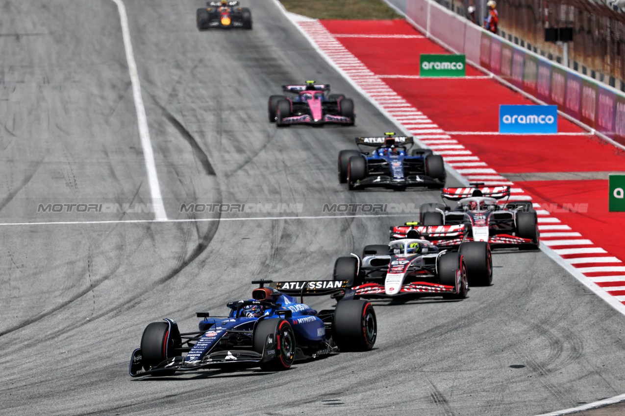 GP SPAGNA, Alexander Albon (THA) Atlassian Williams Racing FW47.

01.06.2025. Formula 1 World Championship, Rd 9, Spanish Grand Prix, Barcelona, Spain, Gara Day.

- www.xpbimages.com, EMail: requests@xpbimages.com © Copyright: Batchelor / XPB Images