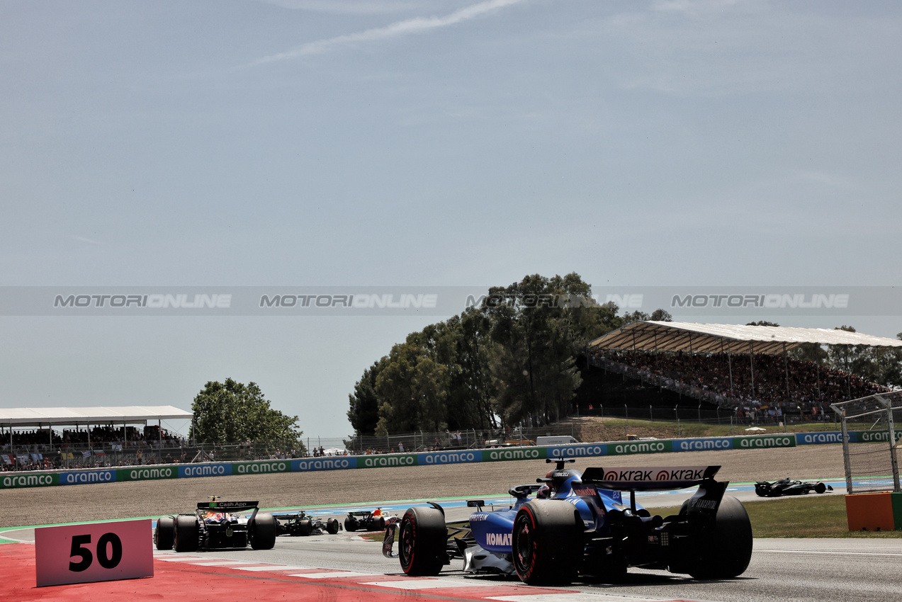 GP SPAGNA, Alexander Albon (THA) Atlassian Williams Racing FW47.

01.06.2025. Formula 1 World Championship, Rd 9, Spanish Grand Prix, Barcelona, Spain, Gara Day.

- www.xpbimages.com, EMail: requests@xpbimages.com © Copyright: Bearne / XPB Images