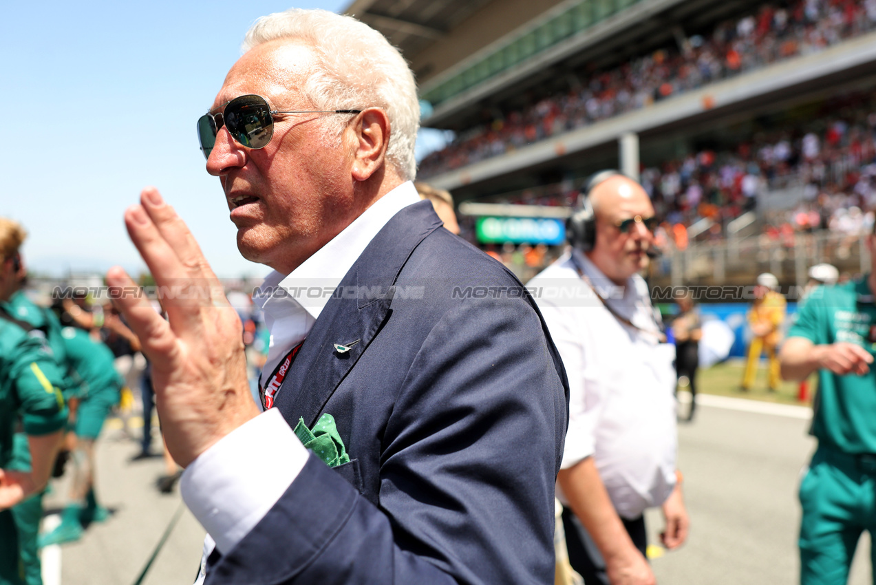 GP SPAGNA, Lawrence Stroll (CDN) Aston Martin F1 Team Investor on the grid.

01.06.2025. Formula 1 World Championship, Rd 9, Spanish Grand Prix, Barcelona, Spain, Gara Day.

- www.xpbimages.com, EMail: requests@xpbimages.com © Copyright: Bearne / XPB Images
