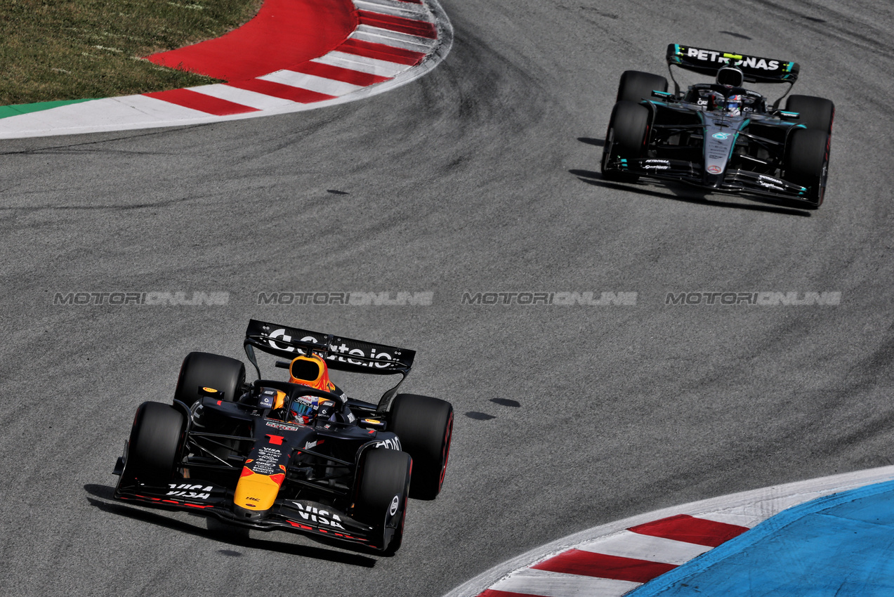 GP SPAGNA, Max Verstappen (NLD) Red Bull Racing RB21.

01.06.2025. Formula 1 World Championship, Rd 9, Spanish Grand Prix, Barcelona, Spain, Gara Day.

- www.xpbimages.com, EMail: requests@xpbimages.com © Copyright: Charniaux / XPB Images
