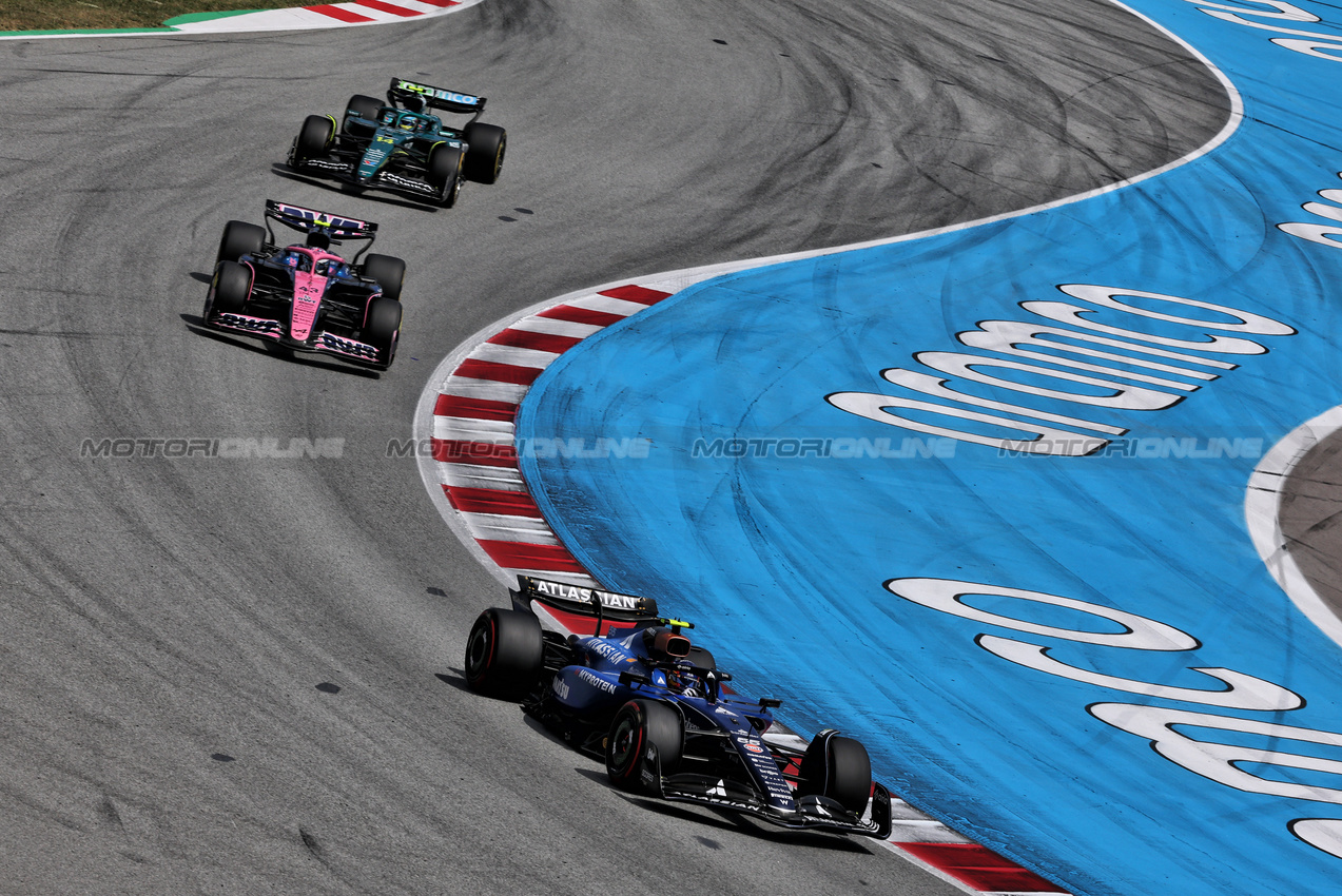 GP SPAGNA, Carlos Sainz (ESP) Atlassian Williams Racing FW47.

01.06.2025. Formula 1 World Championship, Rd 9, Spanish Grand Prix, Barcelona, Spain, Gara Day.

- www.xpbimages.com, EMail: requests@xpbimages.com © Copyright: Charniaux / XPB Images
