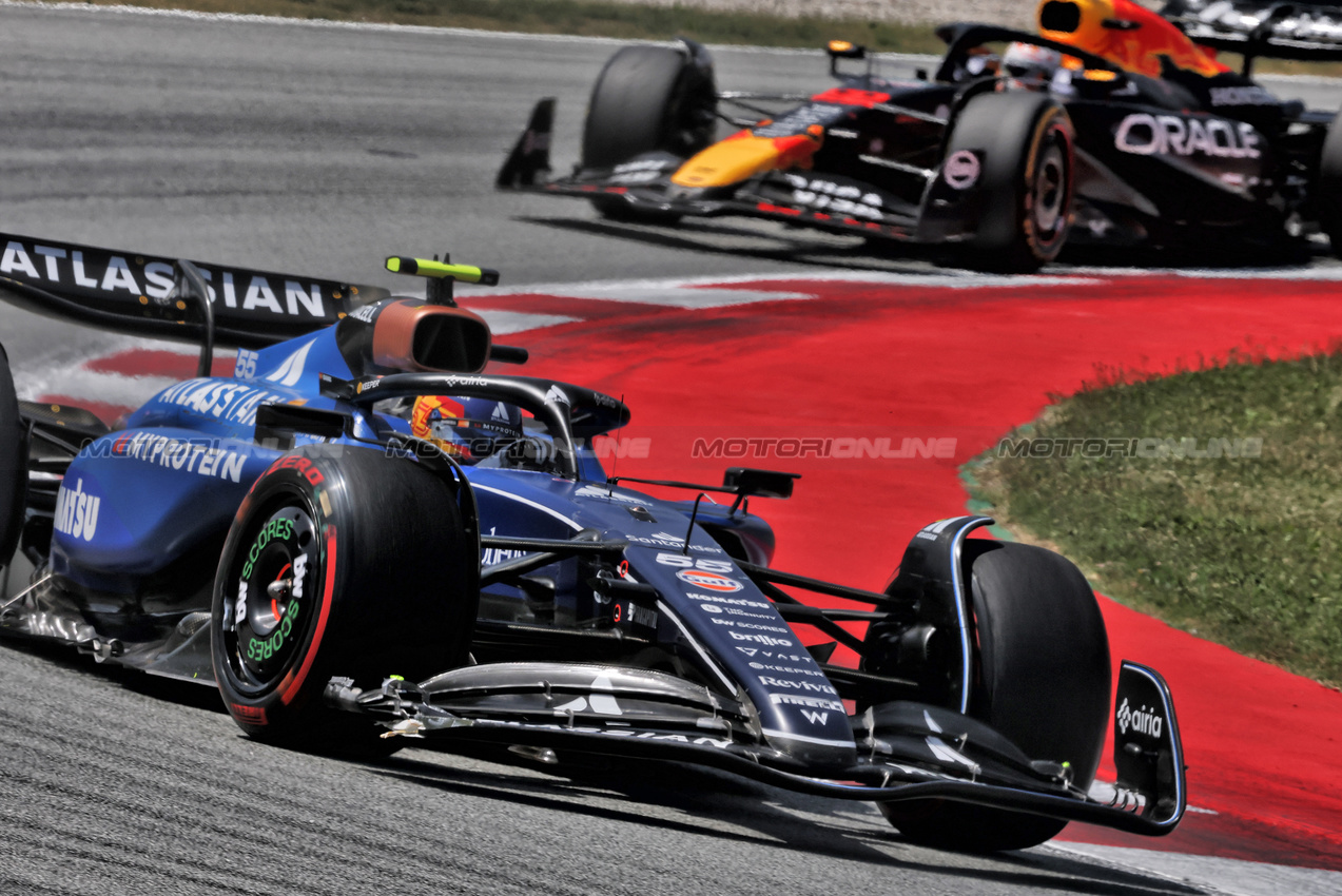 GP SPAGNA, Carlos Sainz (ESP) Atlassian Williams Racing FW47.

01.06.2025. Formula 1 World Championship, Rd 9, Spanish Grand Prix, Barcelona, Spain, Gara Day.

- www.xpbimages.com, EMail: requests@xpbimages.com © Copyright: Charniaux / XPB Images