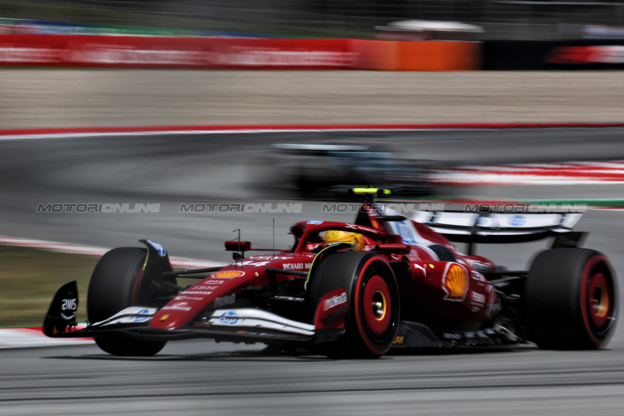 GP SPAGNA, Lewis Hamilton (GBR) Ferrari SF-25.

01.06.2025. Formula 1 World Championship, Rd 9, Spanish Grand Prix, Barcelona, Spain, Gara Day.

 - www.xpbimages.com, EMail: requests@xpbimages.com © Copyright: Rew / XPB Images