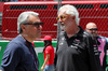 GP SPAGNA, (L to R): Luca de Meo (ITA) Groupe Renault Chief Executive Officer with Flavio Briatore (ITA) Alpine F1 Team Executive Advisor on the grid.

01.06.2025. Formula 1 World Championship, Rd 9, Spanish Grand Prix, Barcelona, Spain, Gara Day.

 - www.xpbimages.com, EMail: requests@xpbimages.com © Copyright: Rew / XPB Images