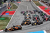 GP SPAGNA, Oscar Piastri (AUS) McLaren MCL39 davanti a at the partenza of the race.

01.06.2025. Formula 1 World Championship, Rd 9, Spanish Grand Prix, Barcelona, Spain, Gara Day.

- www.xpbimages.com, EMail: requests@xpbimages.com © Copyright: Batchelor / XPB Images