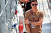 GP SPAGNA, Robert Lewandowski (POL) Football Player with the chequered flag at the end of the race.

01.06.2025. Formula 1 World Championship, Rd 9, Spanish Grand Prix, Barcelona, Spain, Gara Day.

- www.xpbimages.com, EMail: requests@xpbimages.com © Copyright: Batchelor / XPB Images