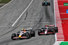 GP SPAGNA, Liam Lawson (NZL) Racing Bulls VCARB 02 e Oliver Bearman (GBR) Haas VF-25 battle for position.

01.06.2025. Formula 1 World Championship, Rd 9, Spanish Grand Prix, Barcelona, Spain, Gara Day.

- www.xpbimages.com, EMail: requests@xpbimages.com © Copyright: Batchelor / XPB Images