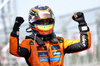 GP SPAGNA, Gara winner Oscar Piastri (AUS) McLaren celebrates in parc ferme.

01.06.2025. Formula 1 World Championship, Rd 9, Spanish Grand Prix, Barcelona, Spain, Gara Day.

- www.xpbimages.com, EMail: requests@xpbimages.com © Copyright: Bearne / XPB Images