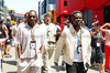 GP SPAGNA, (L to R): Eberechi Eze (GBR) England Football Team Player with Bukayo Saka (GBR) England Football Team Player.

01.06.2025. Formula 1 World Championship, Rd 9, Spanish Grand Prix, Barcelona, Spain, Gara Day.

- www.xpbimages.com, EMail: requests@xpbimages.com © Copyright: Bearne / XPB Images