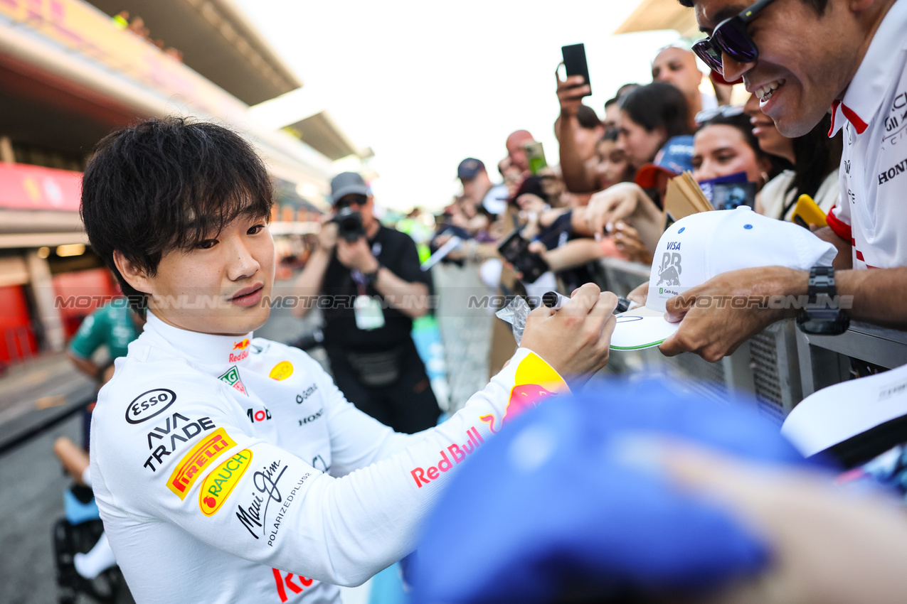 GP SPAGNA, Yuki Tsunoda (JPN), Red Bull Racing 
29.05.2025. Formula 1 World Championship, Rd 9, Spanish Grand Prix, Barcelona, Spain, Preparation Day.
- www.xpbimages.com, EMail: requests@xpbimages.com © Copyright: Charniaux / XPB Images