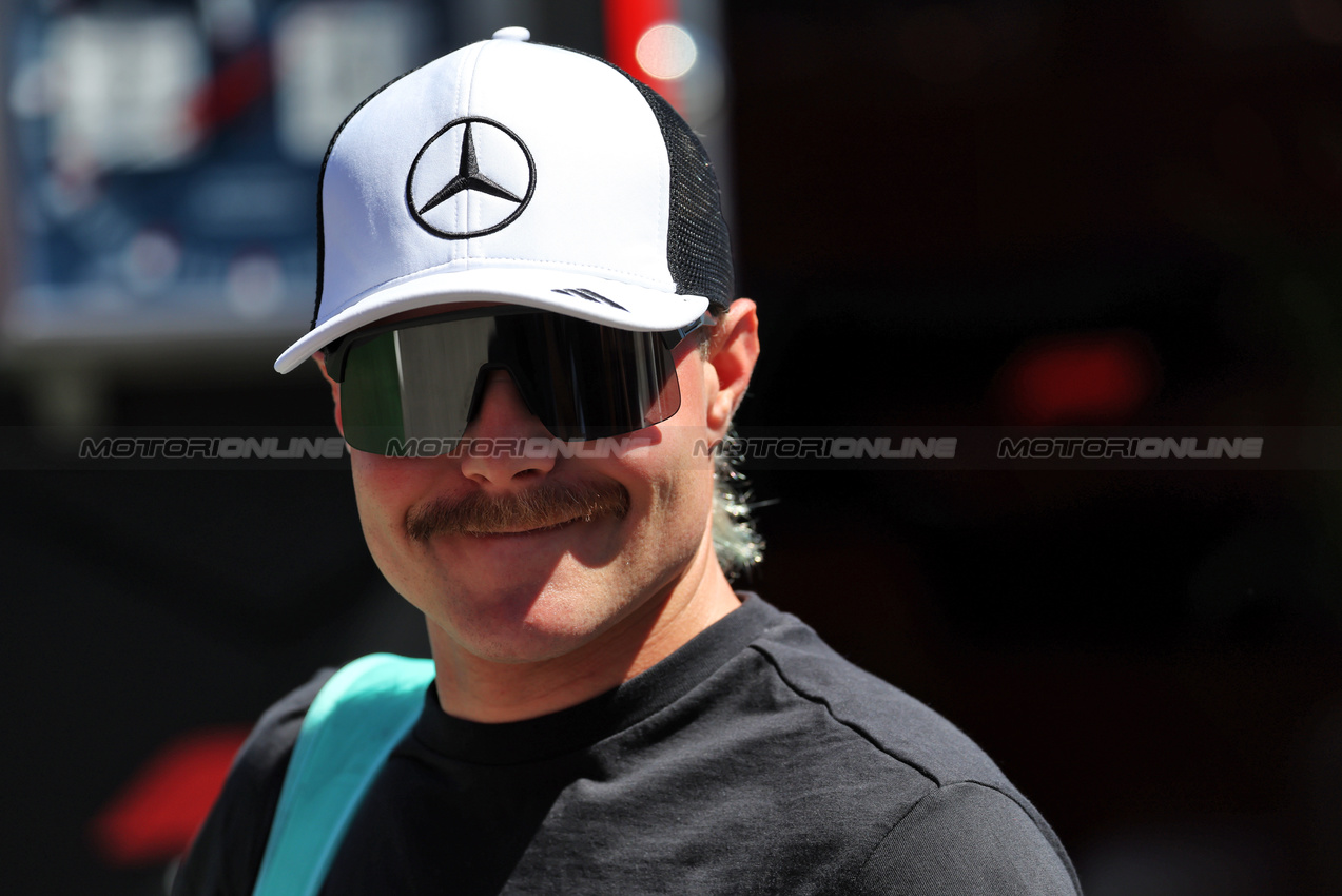 GP SPAGNA, Valtteri Bottas (FIN) Mercedes AMG F1 Reserve Driver.

29.05.2025. Formula 1 World Championship, Rd 9, Spanish Grand Prix, Barcelona, Spain, Preparation Day.

 - www.xpbimages.com, EMail: requests@xpbimages.com © Copyright: Rew / XPB Images
