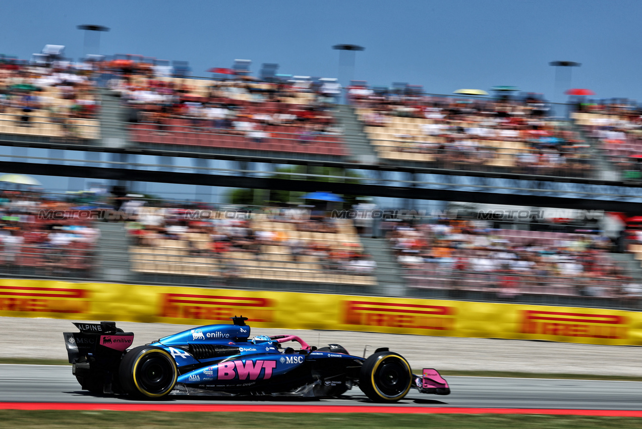 GP SPAGNA, Pierre Gasly (FRA) Alpine F1 Team A525.

31.05.2025. Formula 1 World Championship, Rd 9, Spanish Grand Prix, Barcelona, Spain, Qualifiche Day.

- www.xpbimages.com, EMail: requests@xpbimages.com © Copyright: Charniaux / XPB Images