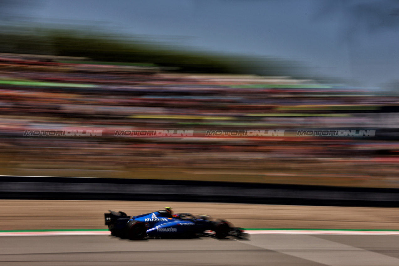GP SPAGNA, Carlos Sainz (ESP) Atlassian Williams Racing FW47.

31.05.2025. Formula 1 World Championship, Rd 9, Spanish Grand Prix, Barcelona, Spain, Qualifiche Day.

- www.xpbimages.com, EMail: requests@xpbimages.com © Copyright: Charniaux / XPB Images