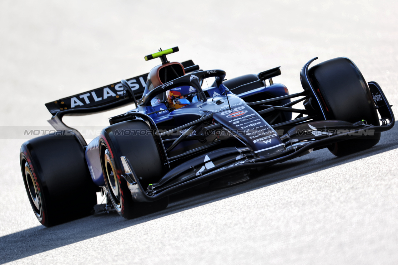 GP SPAGNA, Carlos Sainz (ESP) Atlassian Williams Racing FW47.

31.05.2025. Formula 1 World Championship, Rd 9, Spanish Grand Prix, Barcelona, Spain, Qualifiche Day.

 - www.xpbimages.com, EMail: requests@xpbimages.com © Copyright: Rew / XPB Images