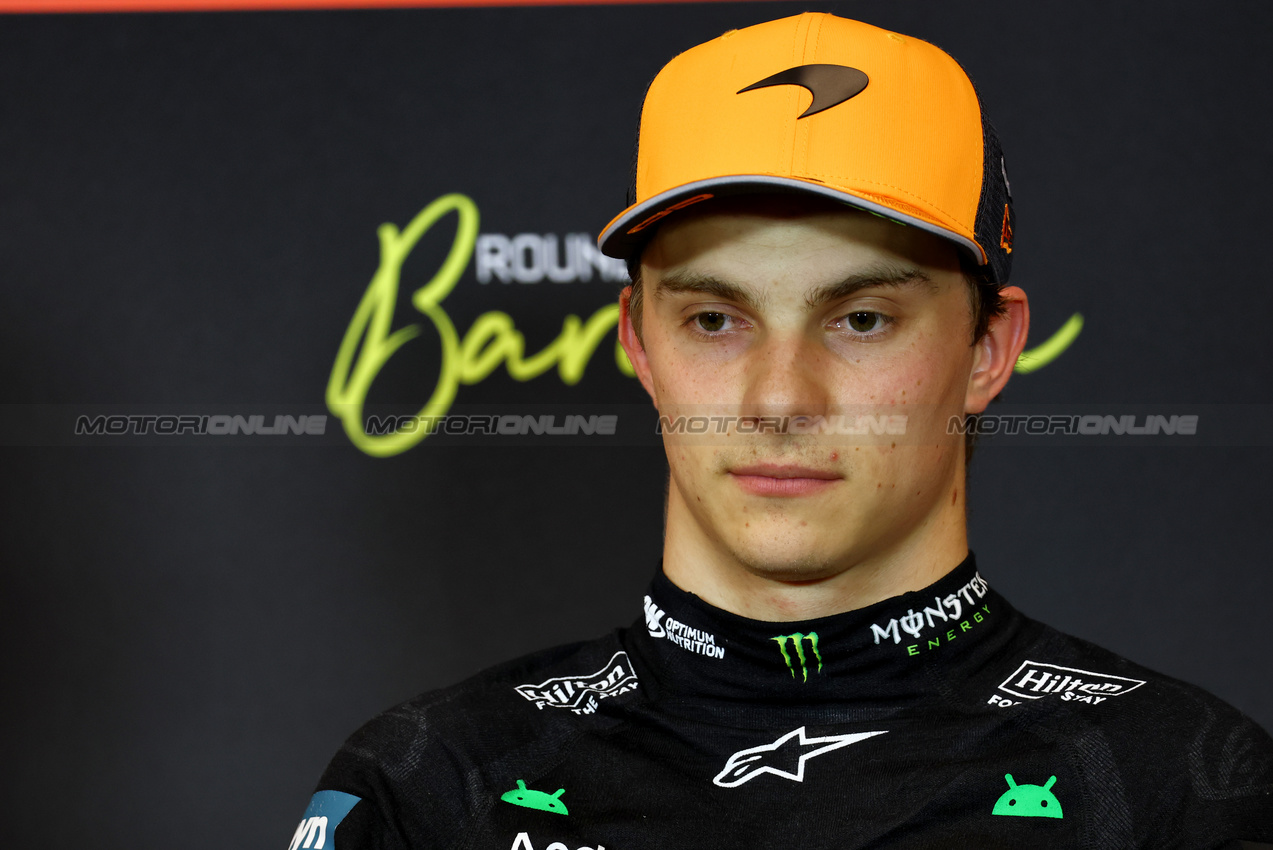 GP SPAGNA, Oscar Piastri (AUS) McLaren in the post qualifying FIA Press Conference.

31.05.2025. Formula 1 World Championship, Rd 9, Spanish Grand Prix, Barcelona, Spain, Qualifiche Day.

- www.xpbimages.com, EMail: requests@xpbimages.com © Copyright: Batchelor / XPB Images