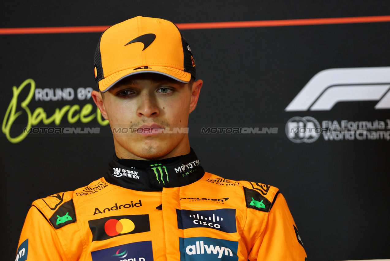 GP SPAGNA, Lando Norris (GBR) McLaren in the post qualifying FIA Press Conference.

31.05.2025. Formula 1 World Championship, Rd 9, Spanish Grand Prix, Barcelona, Spain, Qualifiche Day.

- www.xpbimages.com, EMail: requests@xpbimages.com © Copyright: Batchelor / XPB Images