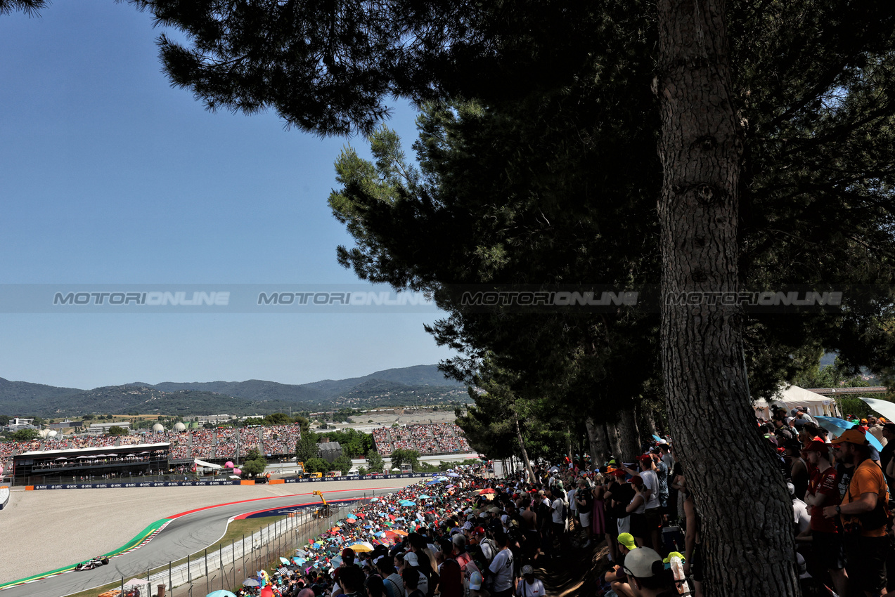 GP SPAGNA, Oliver Bearman (GBR) Haas VF-25.

31.05.2025. Formula 1 World Championship, Rd 9, Spanish Grand Prix, Barcelona, Spain, Qualifiche Day.

- www.xpbimages.com, EMail: requests@xpbimages.com © Copyright: Bearne / XPB Images