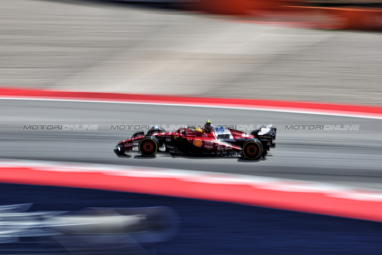 GP SPAGNA, Lewis Hamilton (GBR) Ferrari SF-25.

31.05.2025. Formula 1 World Championship, Rd 9, Spanish Grand Prix, Barcelona, Spain, Qualifiche Day.

 - www.xpbimages.com, EMail: requests@xpbimages.com © Copyright: Rew / XPB Images