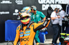 GP SPAGNA, Oscar Piastri (AUS) McLaren celebrates his pole position in qualifying parc ferme.

31.05.2025. Formula 1 World Championship, Rd 9, Spanish Grand Prix, Barcelona, Spain, Qualifiche Day.

- www.xpbimages.com, EMail: requests@xpbimages.com © Copyright: Batchelor / XPB Images