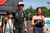GP SPAGNA, Andrea Kimi Antonelli (ITA) Mercedes AMG F1 (Centre) with his sister Maggie Antonelli (ITA) (Left) e girlfriend Eliska Babickova (CZE) (Right).

31.05.2025. Formula 1 World Championship, Rd 9, Spanish Grand Prix, Barcelona, Spain, Qualifiche Day.

 - www.xpbimages.com, EMail: requests@xpbimages.com © Copyright: Rew / XPB Images