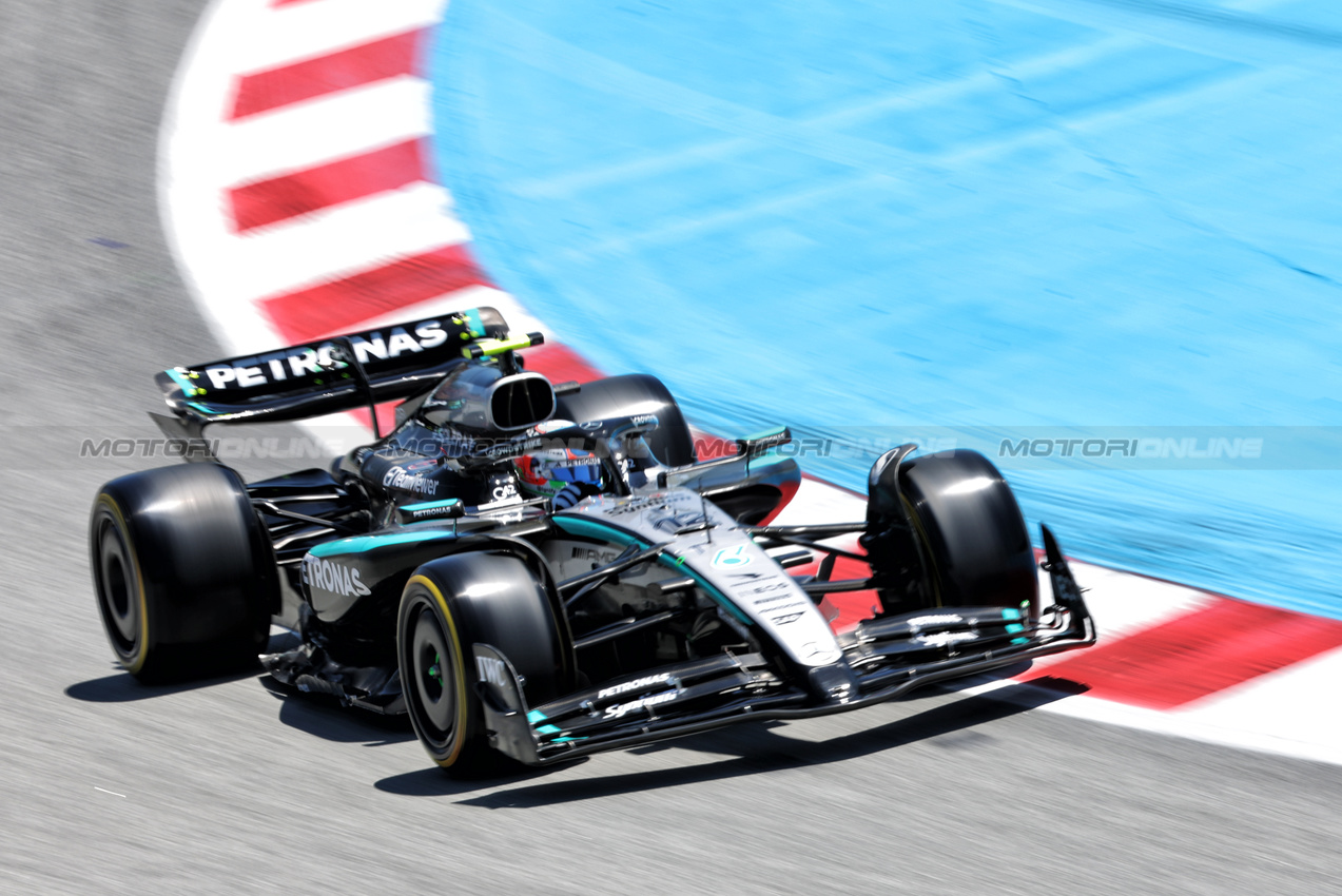 GP SPAGNA, Andrea Kimi Antonelli (ITA) Mercedes AMG F1 W16.

30.05.2025 Formula 1 World Championship, Rd 9, Spanish Grand Prix, Barcelona, Spain, Practice Day.

- www.xpbimages.com, EMail: requests@xpbimages.com © Copyright: Bearne / XPB Images