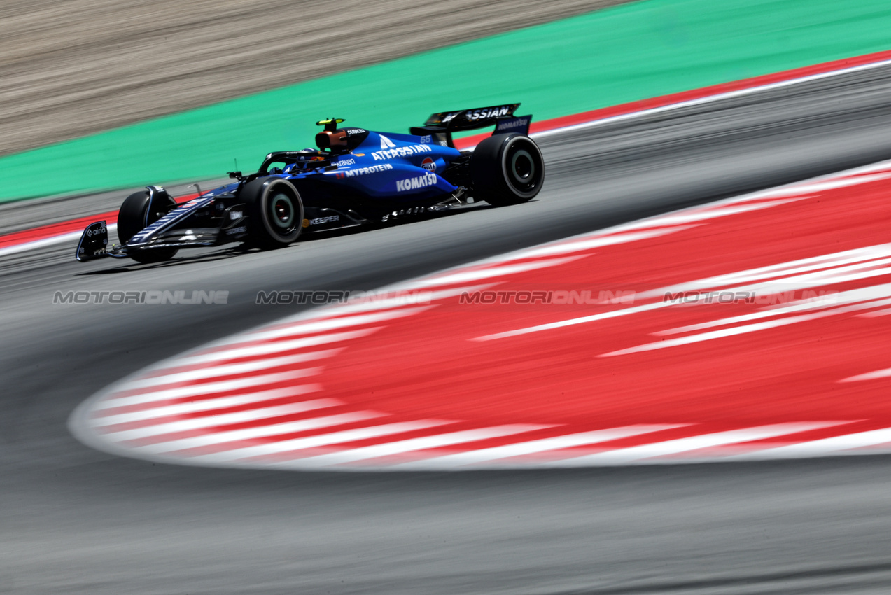 GP SPAGNA, Carlos Sainz (ESP) Atlassian Williams Racing FW47.

30.05.2025 Formula 1 World Championship, Rd 9, Spanish Grand Prix, Barcelona, Spain, Practice Day.

- www.xpbimages.com, EMail: requests@xpbimages.com © Copyright: Charniaux / XPB Images