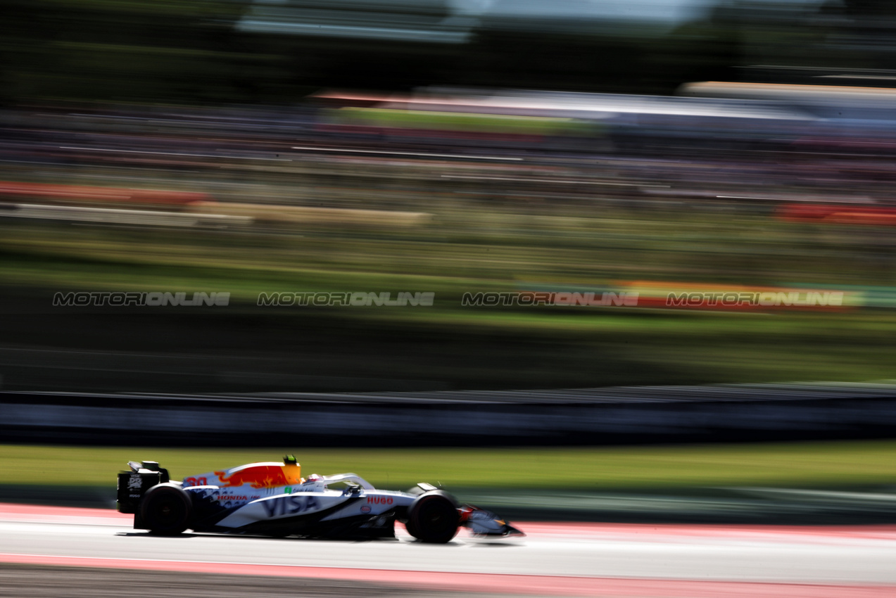 GP SPAGNA, Liam Lawson (NZL) Racing Bulls VCARB 02.

30.05.2025 Formula 1 World Championship, Rd 9, Spanish Grand Prix, Barcelona, Spain, Practice Day.

- www.xpbimages.com, EMail: requests@xpbimages.com © Copyright: Charniaux / XPB Images