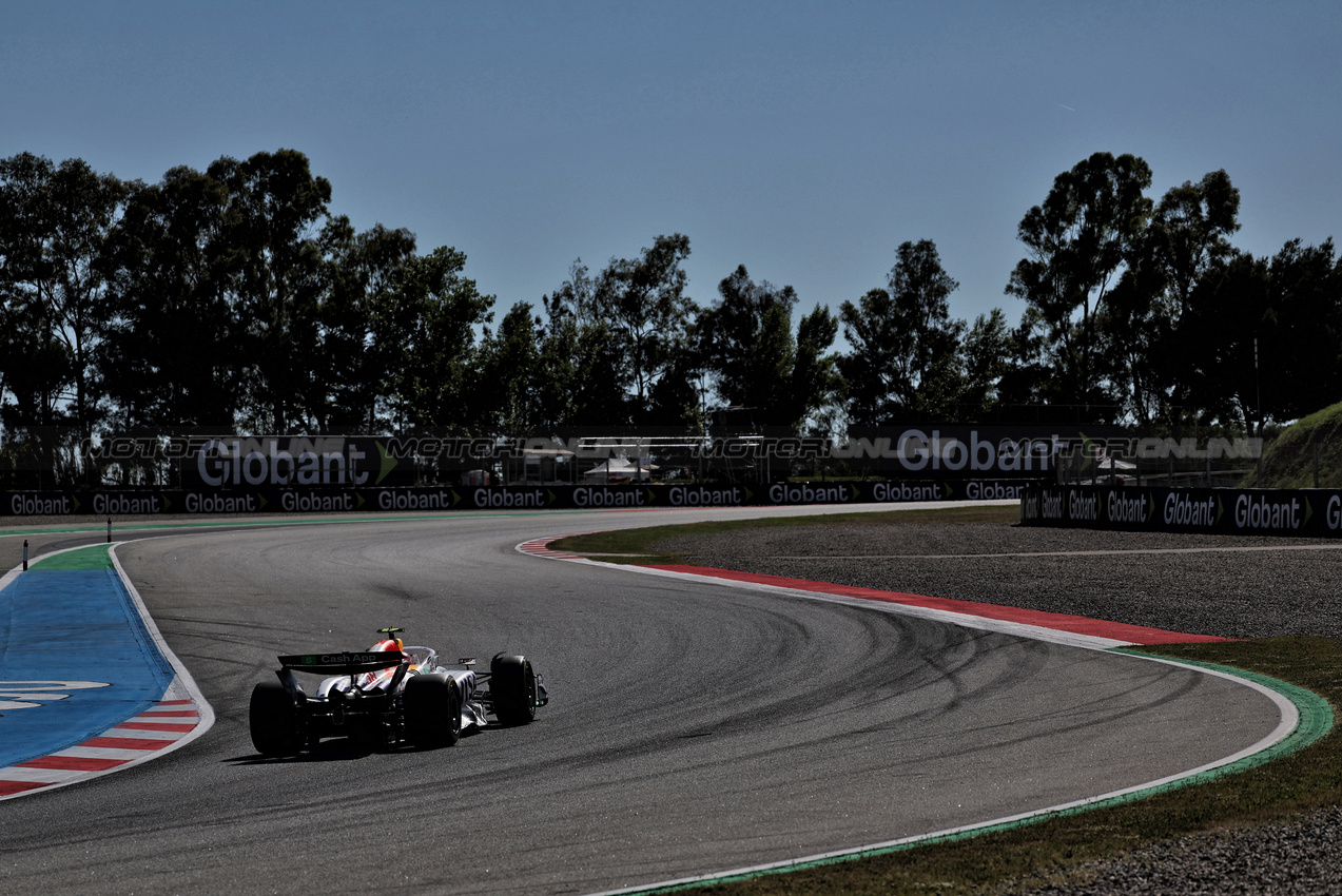 GP SPAGNA, Liam Lawson (NZL) Racing Bulls VCARB 02.

30.05.2025 Formula 1 World Championship, Rd 9, Spanish Grand Prix, Barcelona, Spain, Practice Day.

 - www.xpbimages.com, EMail: requests@xpbimages.com © Copyright: Rew / XPB Images