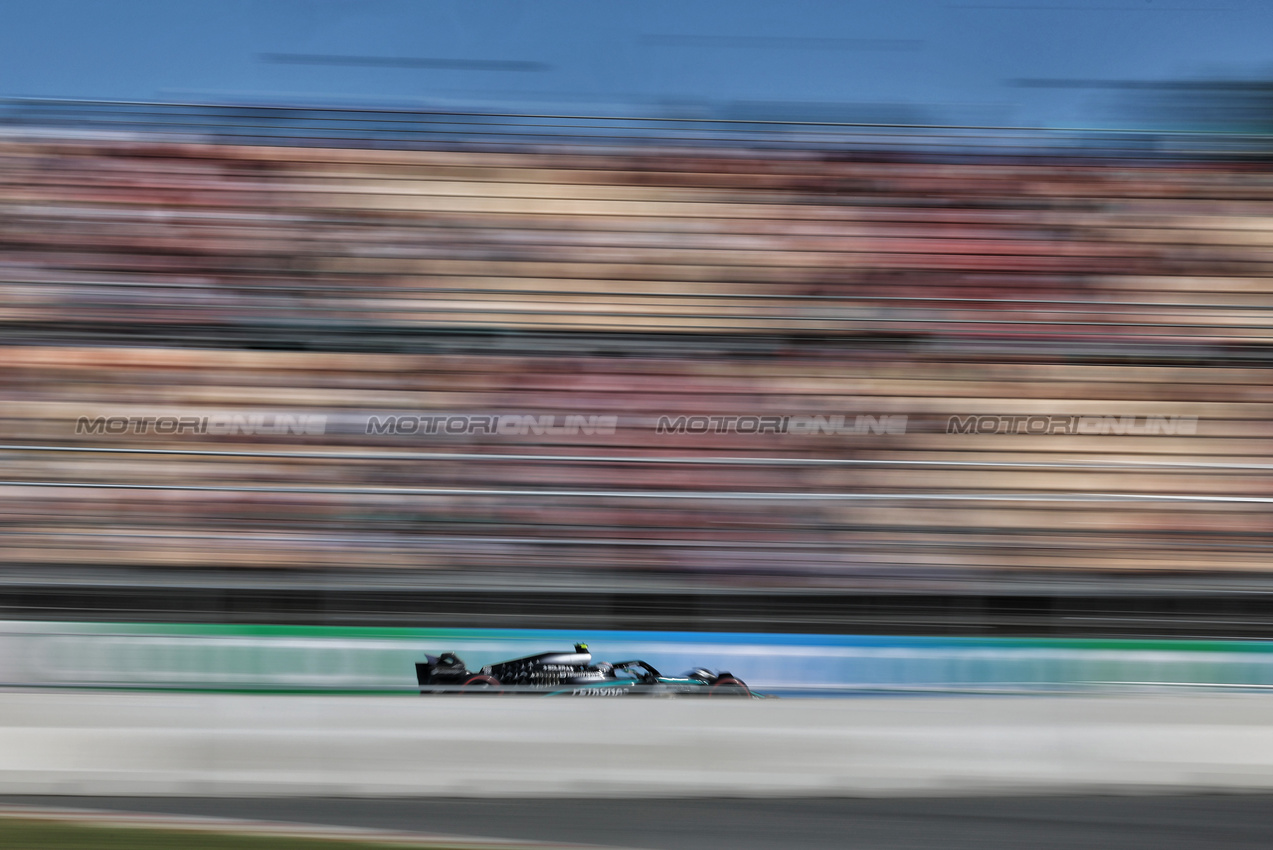GP SPAGNA, Andrea Kimi Antonelli (ITA) Mercedes AMG F1 W16.

30.05.2025 Formula 1 World Championship, Rd 9, Spanish Grand Prix, Barcelona, Spain, Practice Day.

 - www.xpbimages.com, EMail: requests@xpbimages.com © Copyright: Rew / XPB Images