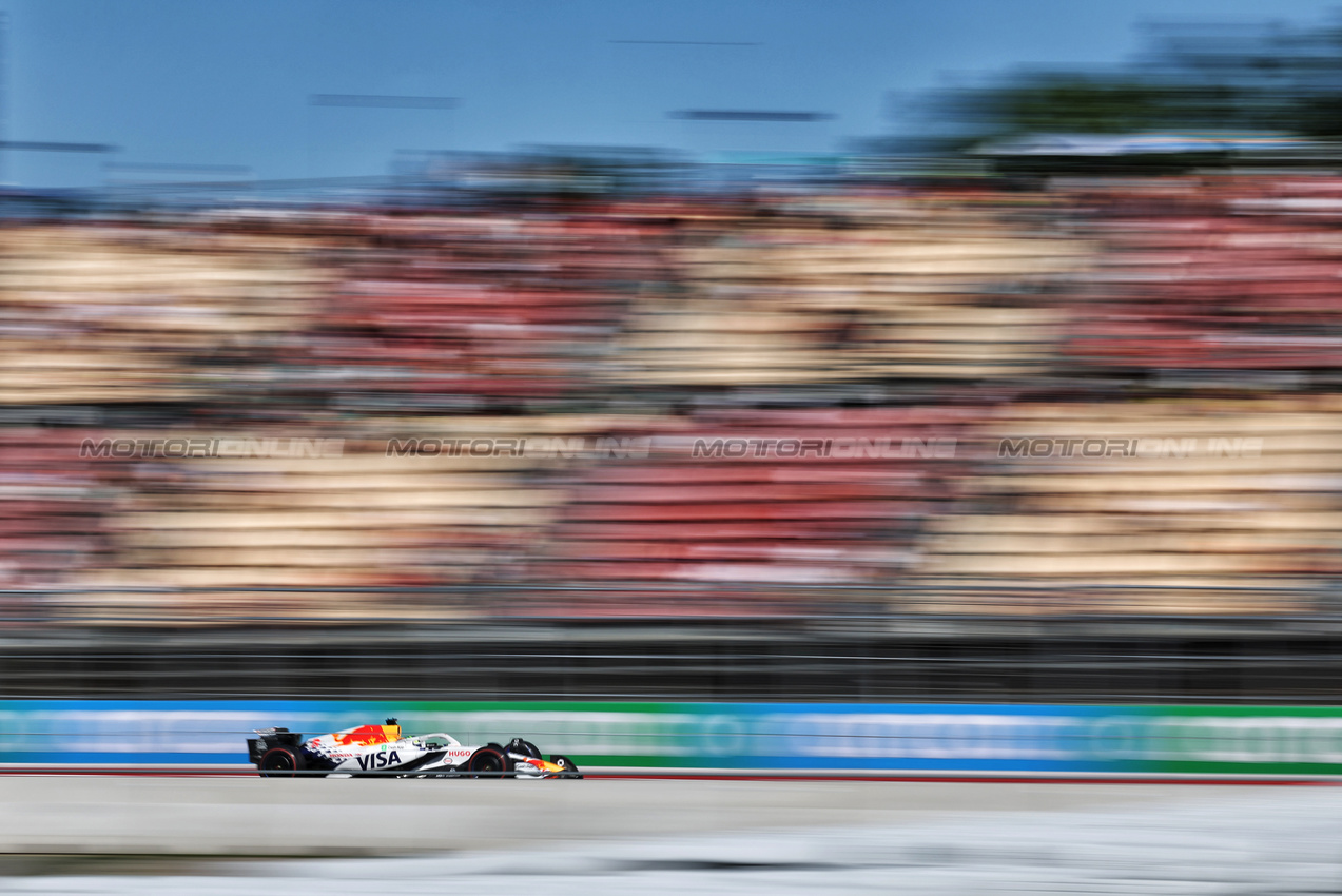 GP SPAGNA, Isack Hadjar (FRA) Racing Bulls VCARB 02.

30.05.2025 Formula 1 World Championship, Rd 9, Spanish Grand Prix, Barcelona, Spain, Practice Day.

 - www.xpbimages.com, EMail: requests@xpbimages.com © Copyright: Rew / XPB Images
