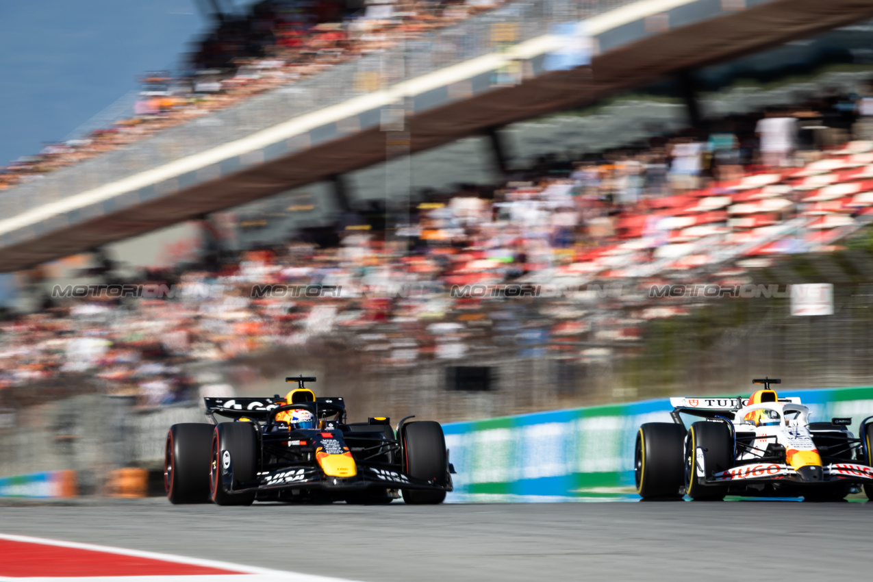 GP SPAGNA, Max Verstappen (NLD) Red Bull Racing RB21.

30.05.2025 Formula 1 World Championship, Rd 9, Spanish Grand Prix, Barcelona, Spain, Practice Day.

- www.xpbimages.com, EMail: requests@xpbimages.com © Copyright: Bearne / XPB Images