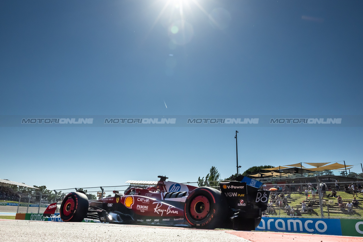 GP SPAGNA, Charles Leclerc (MON) Ferrari SF-25.

30.05.2025 Formula 1 World Championship, Rd 9, Spanish Grand Prix, Barcelona, Spain, Practice Day.

- www.xpbimages.com, EMail: requests@xpbimages.com © Copyright: Bearne / XPB Images
