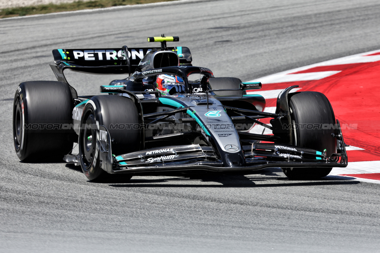 GP SPAGNA, Andrea Kimi Antonelli (ITA) Mercedes AMG F1 W16.

30.05.2025 Formula 1 World Championship, Rd 9, Spanish Grand Prix, Barcelona, Spain, Practice Day.

- www.xpbimages.com, EMail: requests@xpbimages.com © Copyright: Bearne / XPB Images