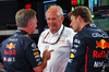 GP SPAGNA, (L to R): Christian Horner (GBR) Red Bull Racing Team Principal with Dr Helmut Marko (AUT) Red Bull Motorsport Consultant e Max Verstappen (NLD) Red Bull Racing.

30.05.2025 Formula 1 World Championship, Rd 9, Spanish Grand Prix, Barcelona, Spain, Practice Day.

- www.xpbimages.com, EMail: requests@xpbimages.com © Copyright: Batchelor / XPB Images