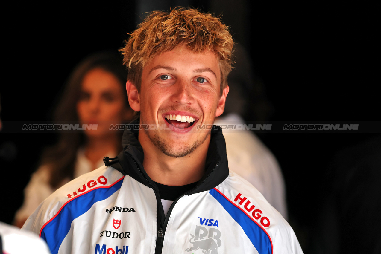 GP UNGHERIA, Liam Lawson (NZL) Racing Bulls on the drivers' parade.

03.08.2025. Formula 1 World Championship, Rd 14, Hungarian Grand Prix, Budapest, Hungary, Gara Day.

- www.xpbimages.com, EMail: requests@xpbimages.com © Copyright: Moy / XPB Images