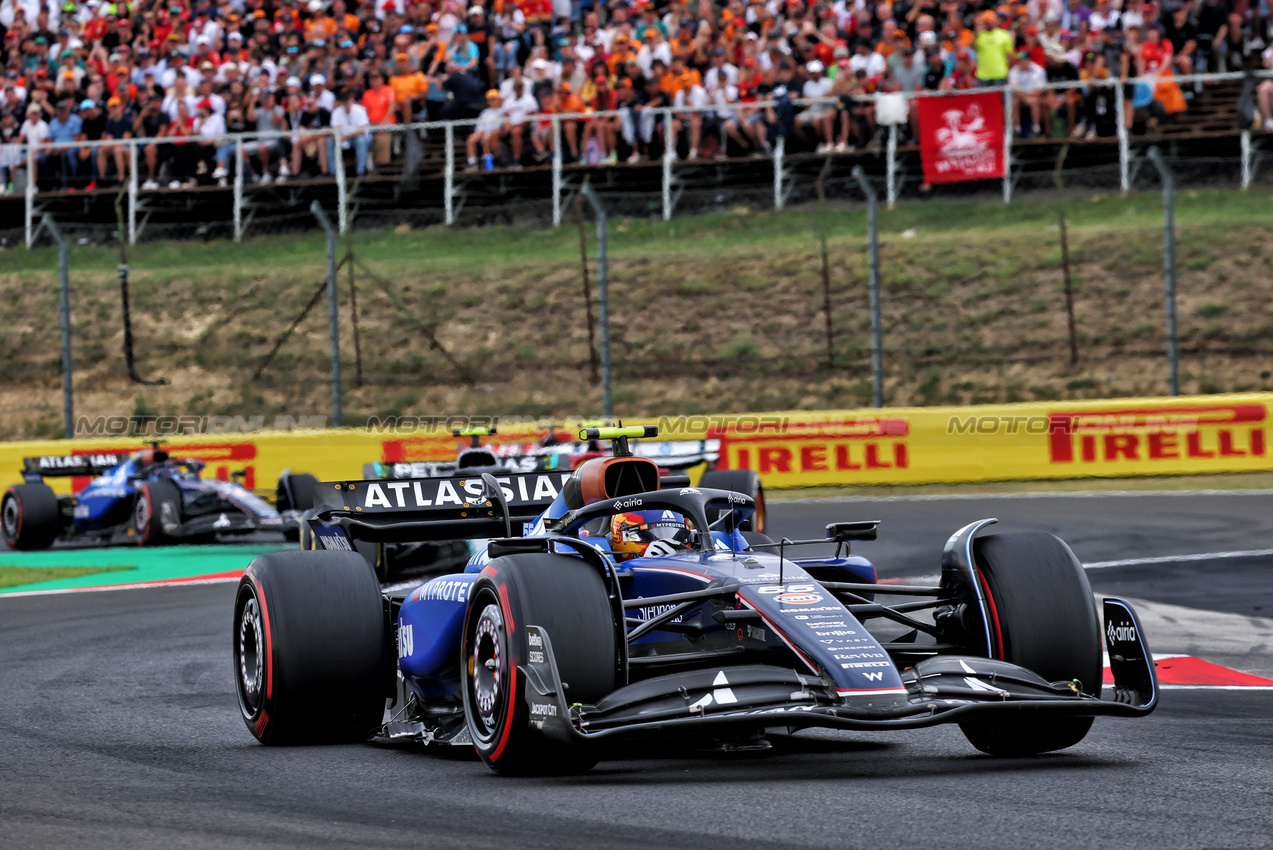 GP UNGHERIA, Carlos Sainz (ESP) Atlassian Williams Racing FW47.

03.08.2025. Formula 1 World Championship, Rd 14, Hungarian Grand Prix, Budapest, Hungary, Gara Day.

- www.xpbimages.com, EMail: requests@xpbimages.com © Copyright: Batchelor / XPB Images