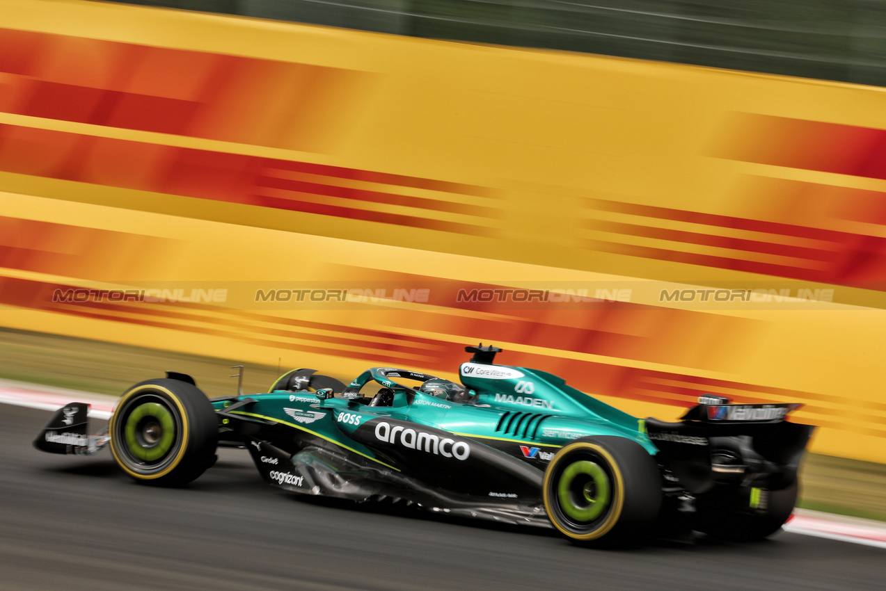 GP UNGHERIA, Lance Stroll (CDN) Aston Martin F1 Team AMR25.

03.08.2025. Formula 1 World Championship, Rd 14, Hungarian Grand Prix, Budapest, Hungary, Gara Day.

- www.xpbimages.com, EMail: requests@xpbimages.com © Copyright: Moy / XPB Images