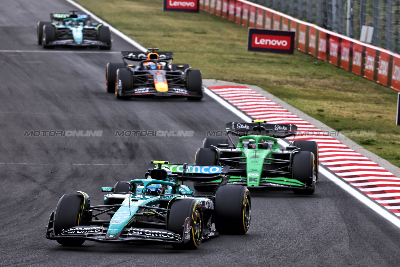 GP UNGHERIA, Fernando Alonso (ESP) Aston Martin F1 Team AMR25.

03.08.2025. Formula 1 World Championship, Rd 14, Hungarian Grand Prix, Budapest, Hungary, Gara Day.

- www.xpbimages.com, EMail: requests@xpbimages.com © Copyright: Charniaux / XPB Images
